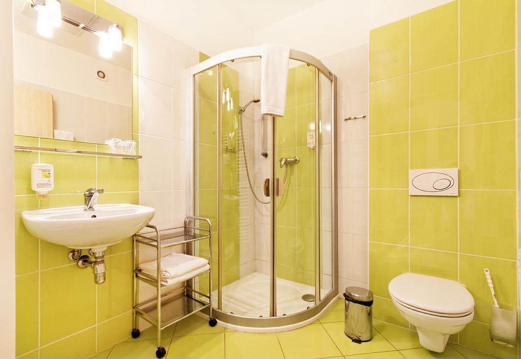 Hotel Senimo Olomouc Quarto foto
